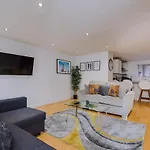 Host & Stay - Duke Street Living