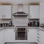 Host & Stay - Duke Street Living