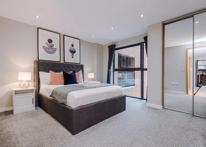 Host & Stay - Duke Street Living